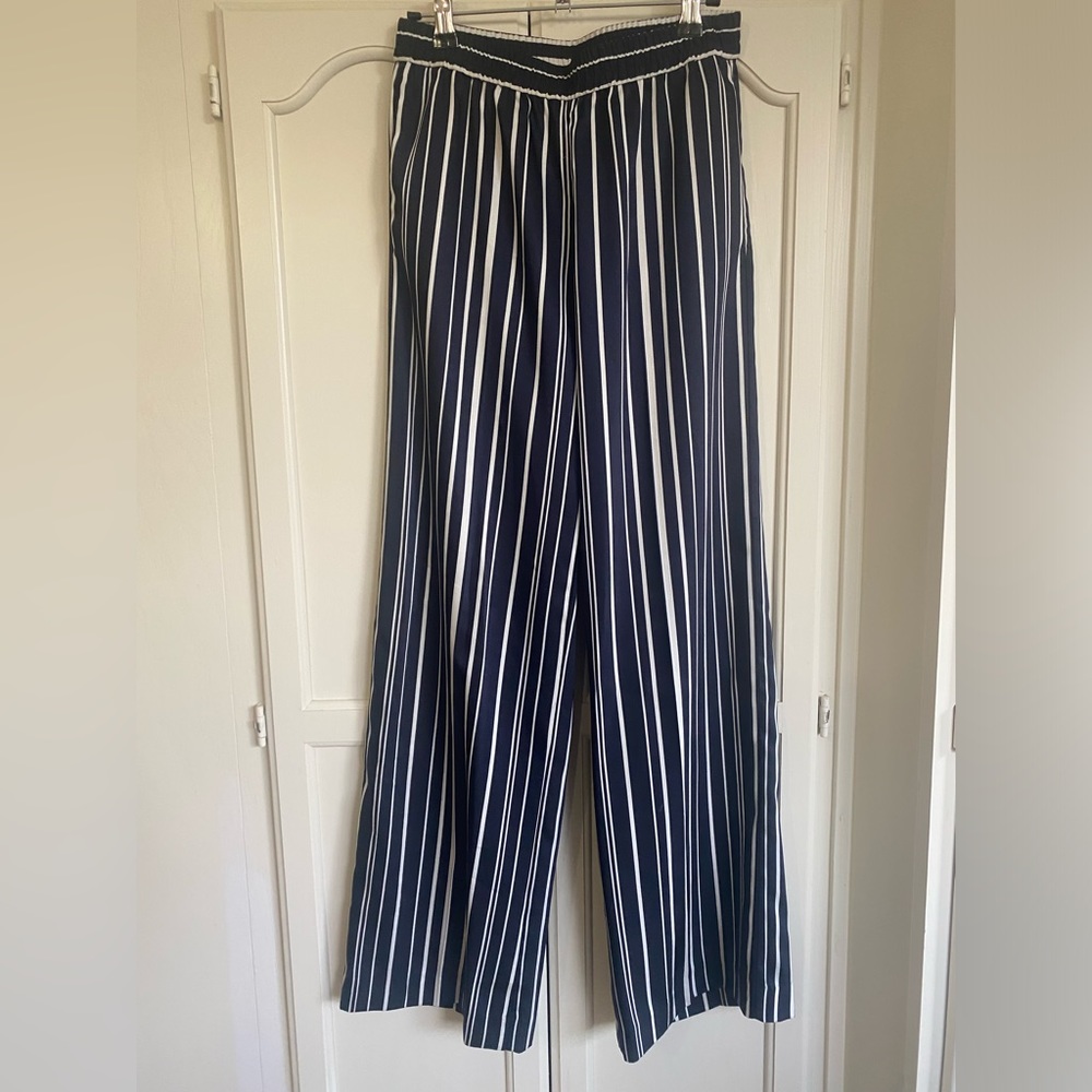 NWOT Vince Camuto pants